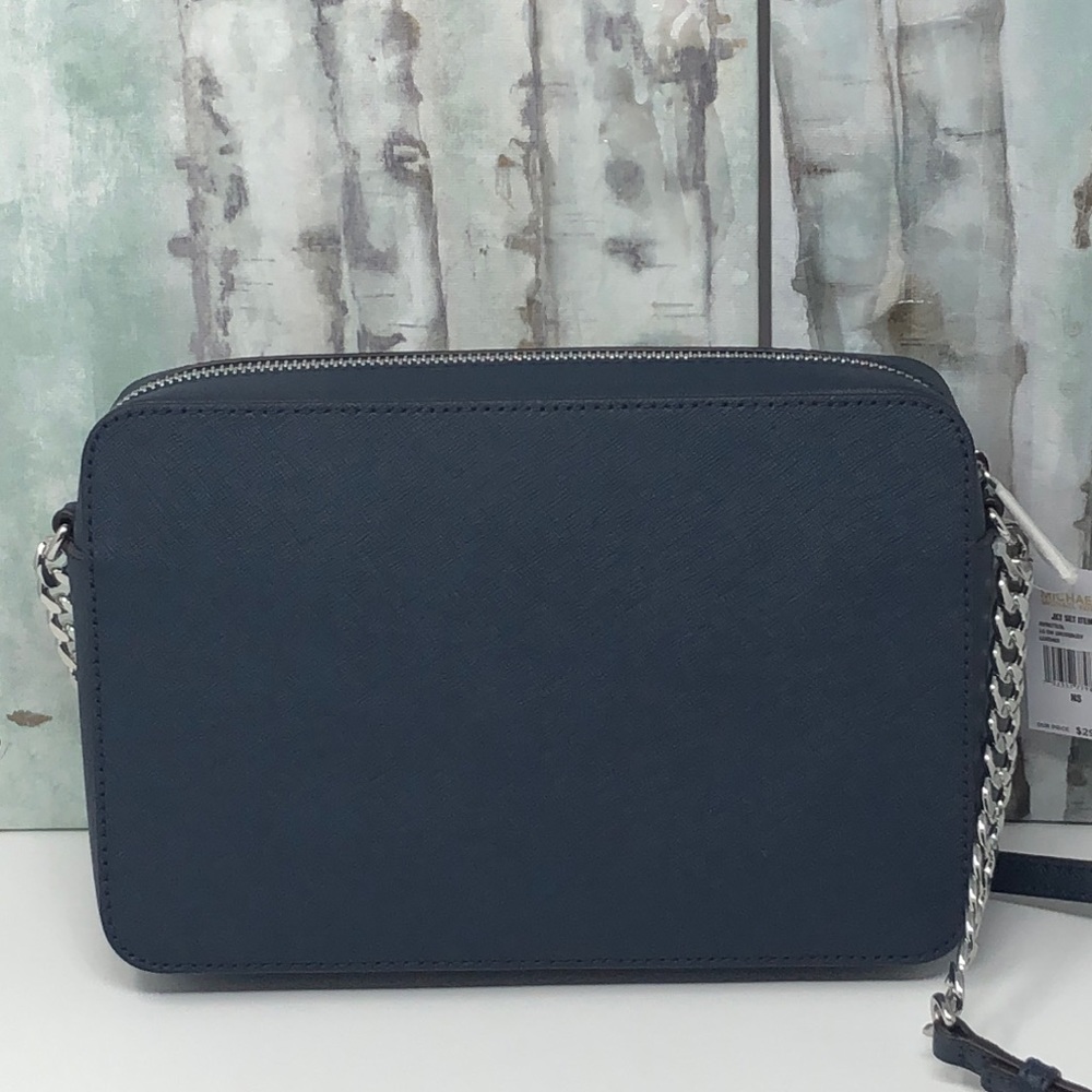 NWT Michael Kors jet set travel crossbody navy - Picture 2 of 8
